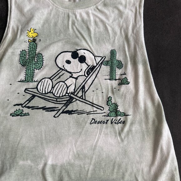 Snoopy Desert Vibes Sleeveless Shirt M By Peanuts Cotton Blend Relaxed Fit Light - Picture 2 of 4